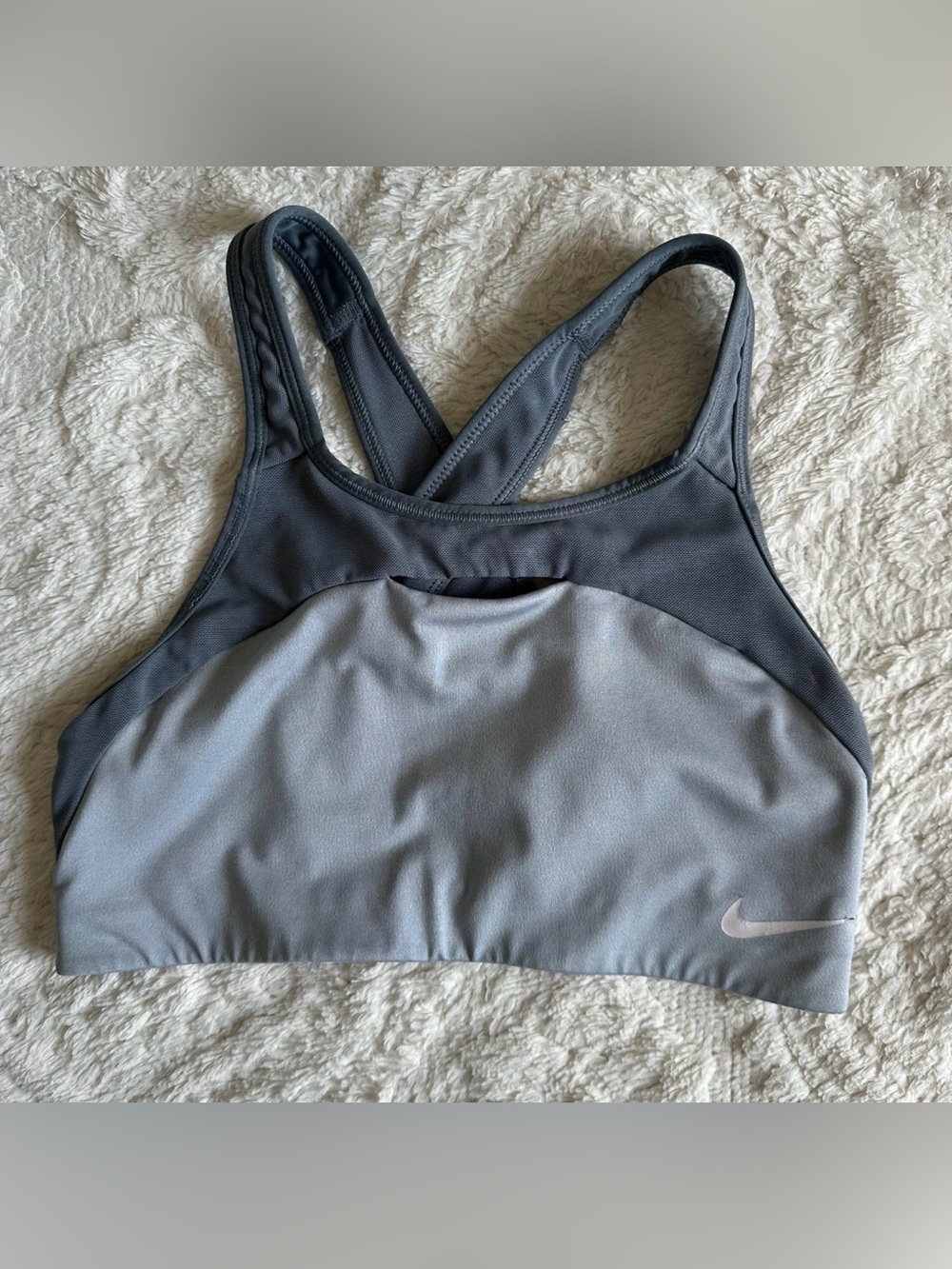 Nike Dri-Fit Front Keyhole Cross Back Sports Bra Medium